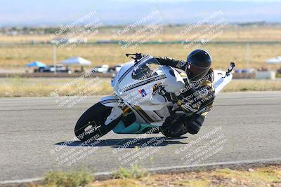 media/Oct-15-2023-TrackXperience (Sun) [[85198ff50b]]/Group 2/session 4 turn 3/